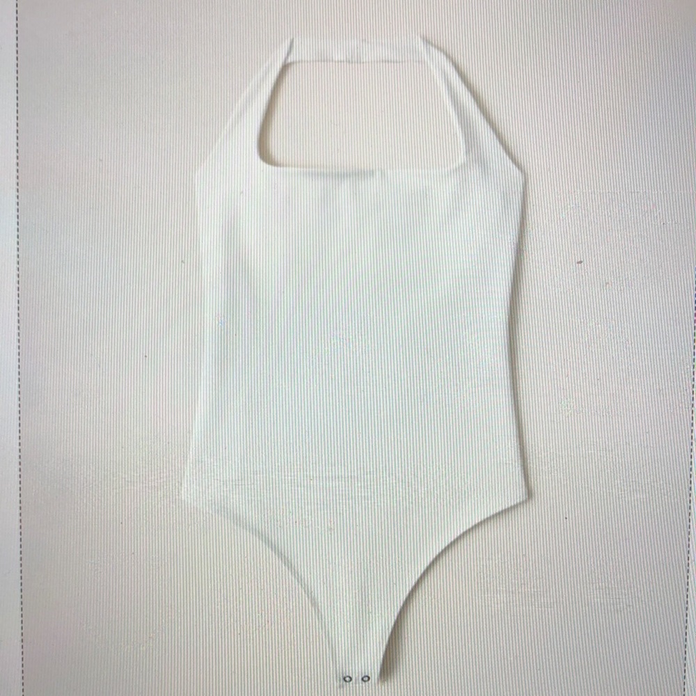 NWT Abercrombie and Fitch double-layered seamless fabric halter bodysuit
